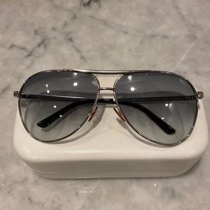 Marc Jacobs aviator sunglasses